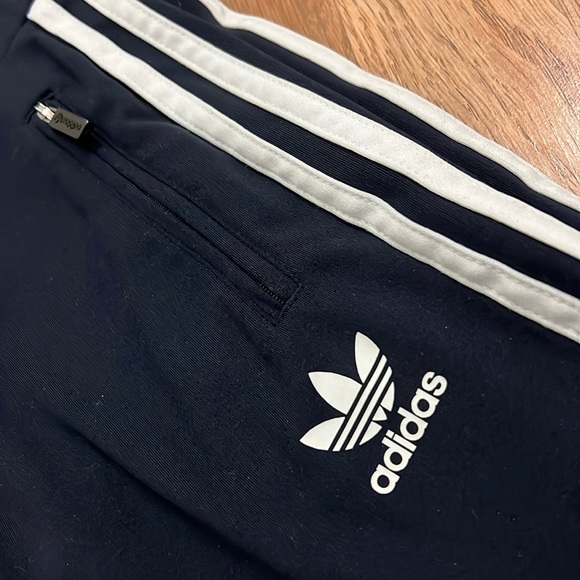 Adidas 3 Striped Joggers Navy Blue & White - Picture 2 of 9